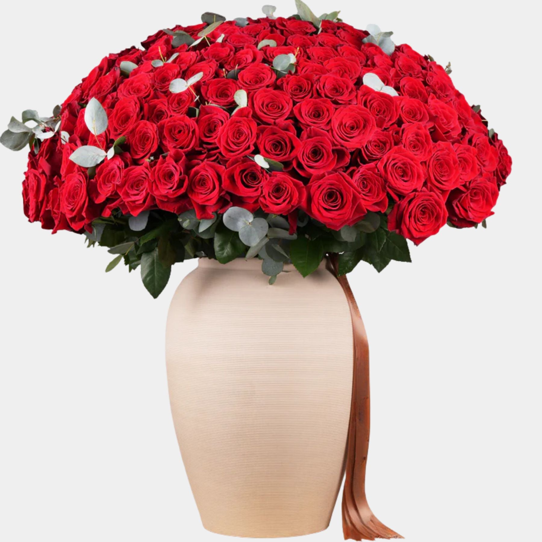 150 Luxury Red Roses Vase