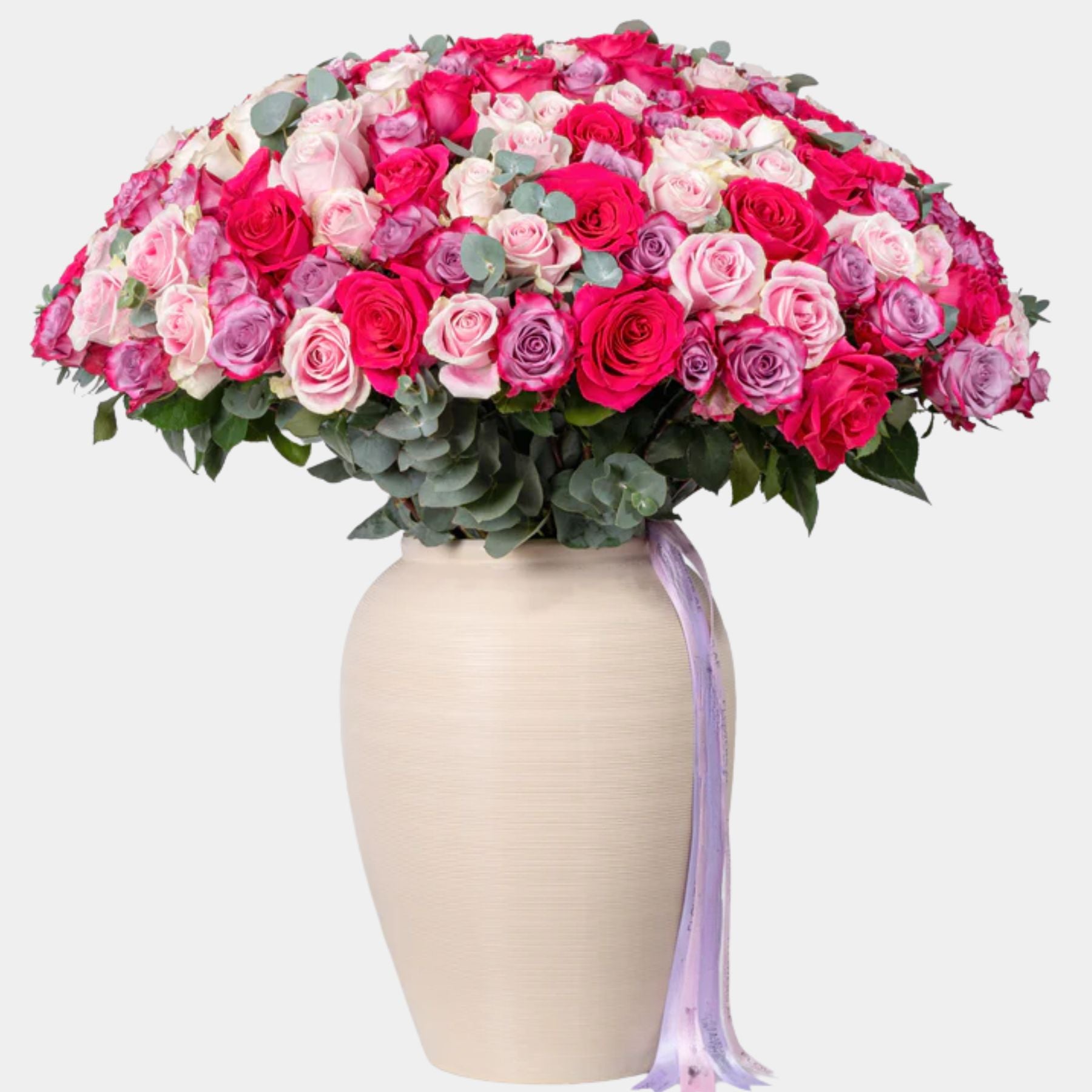 200 Luxury Blush Roses Vase