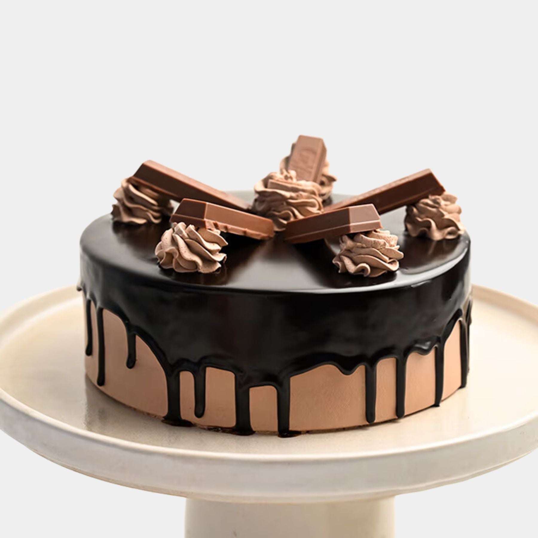 Choco Kitkat Cream Cake